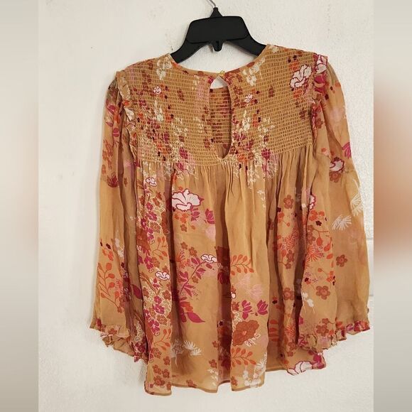 By Timo Smocked Long Sleeve Tunic Top Size Small - Picture 11 of 12